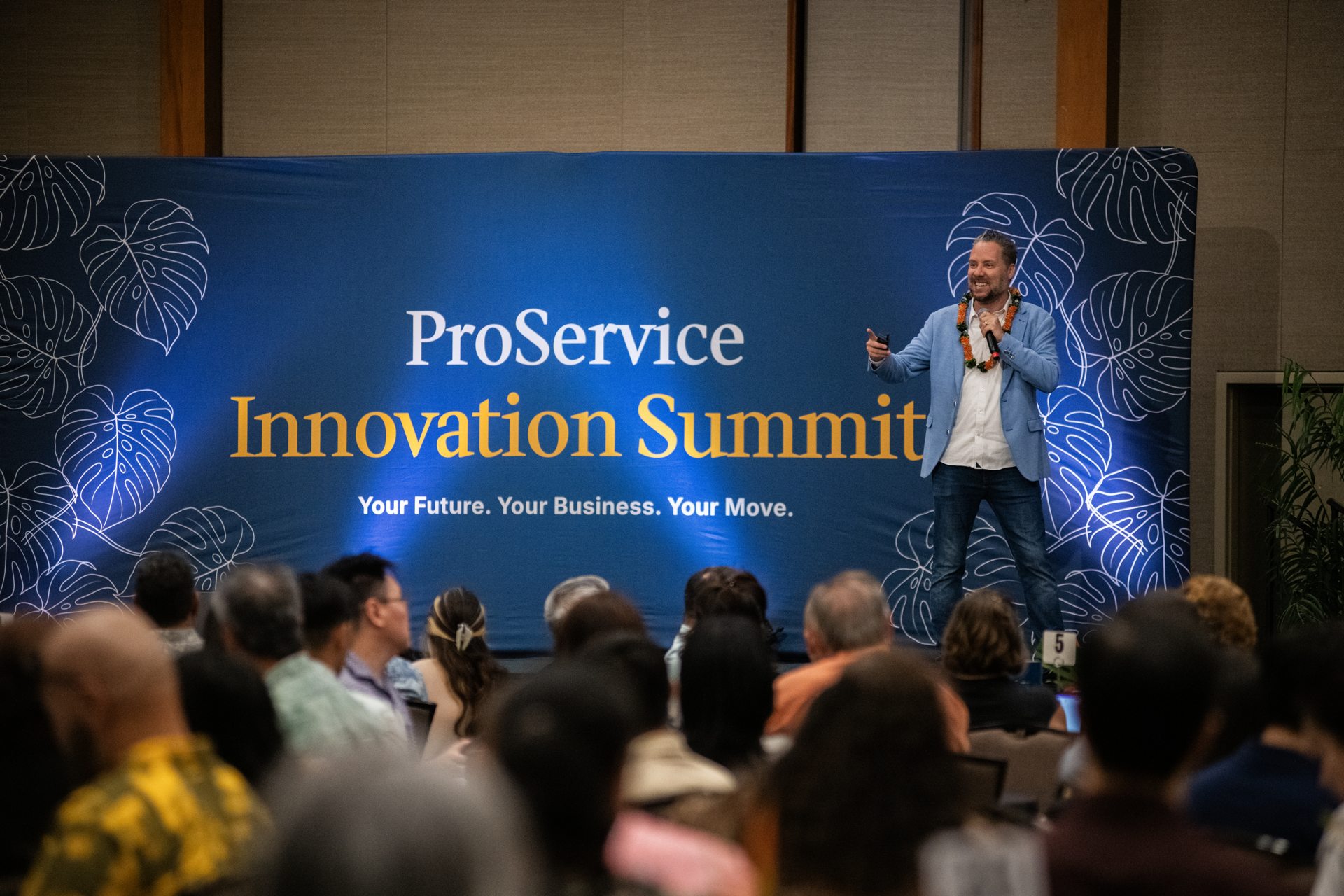 ProService Innovation Summit photo 004 — attendees, sessions, and networking at Hilton Hawaiian Village